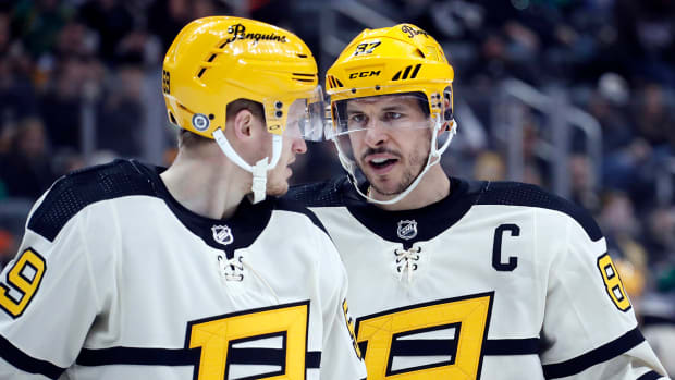 Former Pittsburgh Penguins winger Jake Guentzel and Penguins captain Sidney Crosby